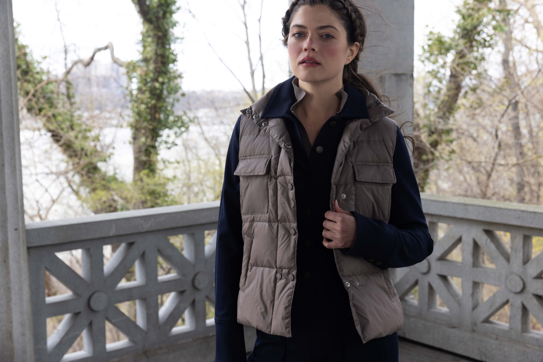 The Best Packable Travel Jackets and Vests for Fall: Lightweight, Water-Resistant, and Layer-Ready