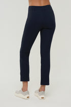 Navy ||