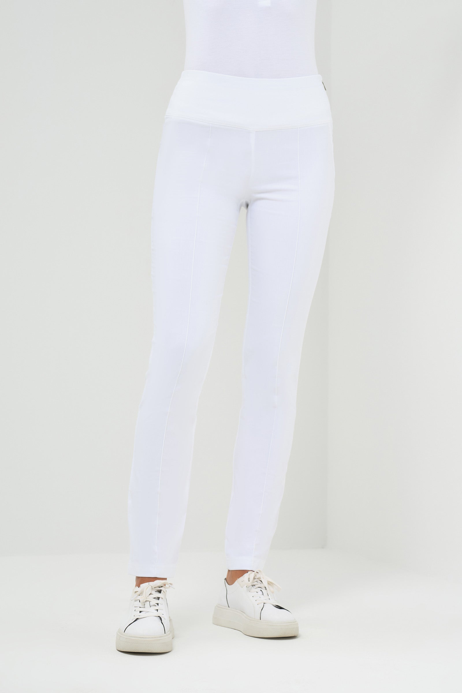 White ||