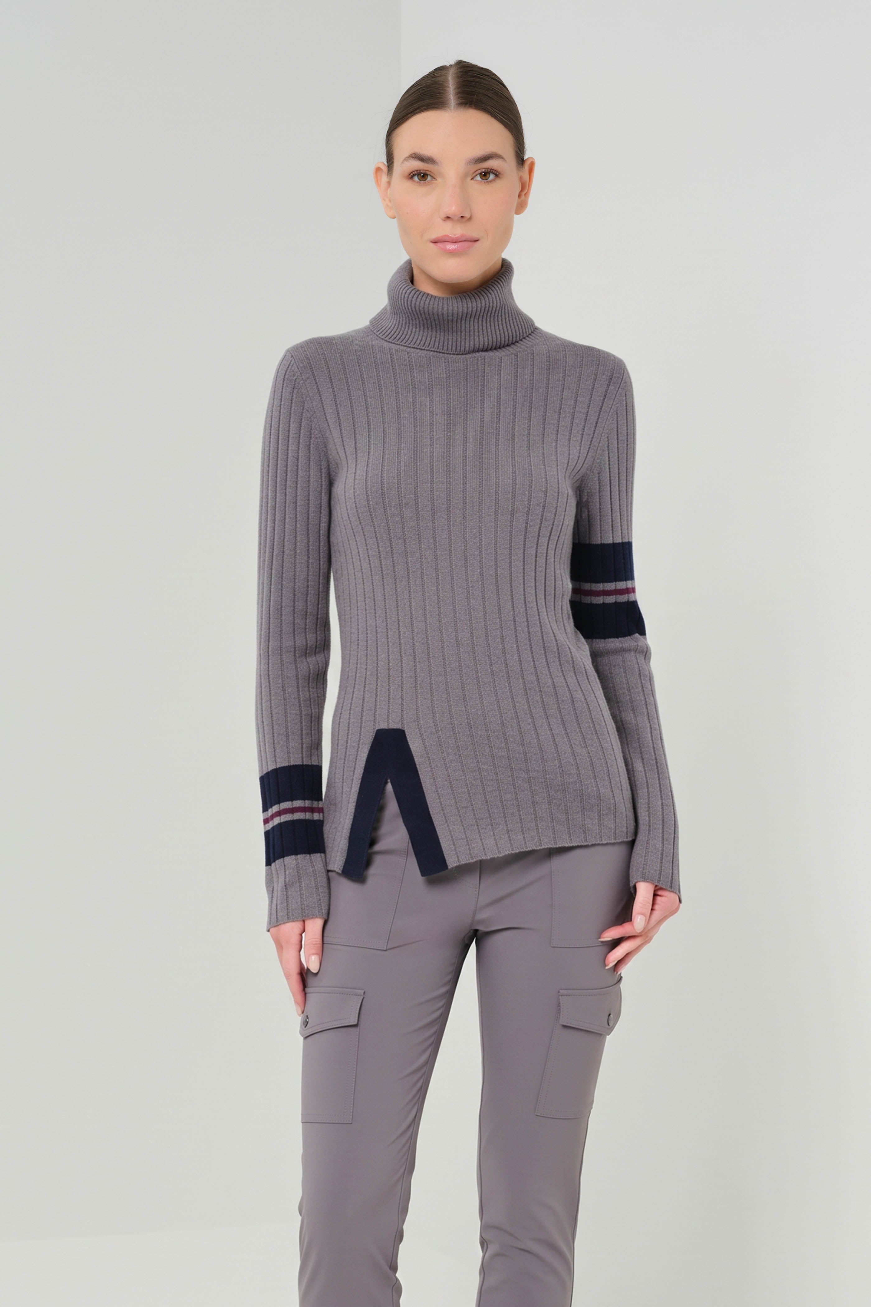 Jersey de cuello alto de cachemira de Lourdes