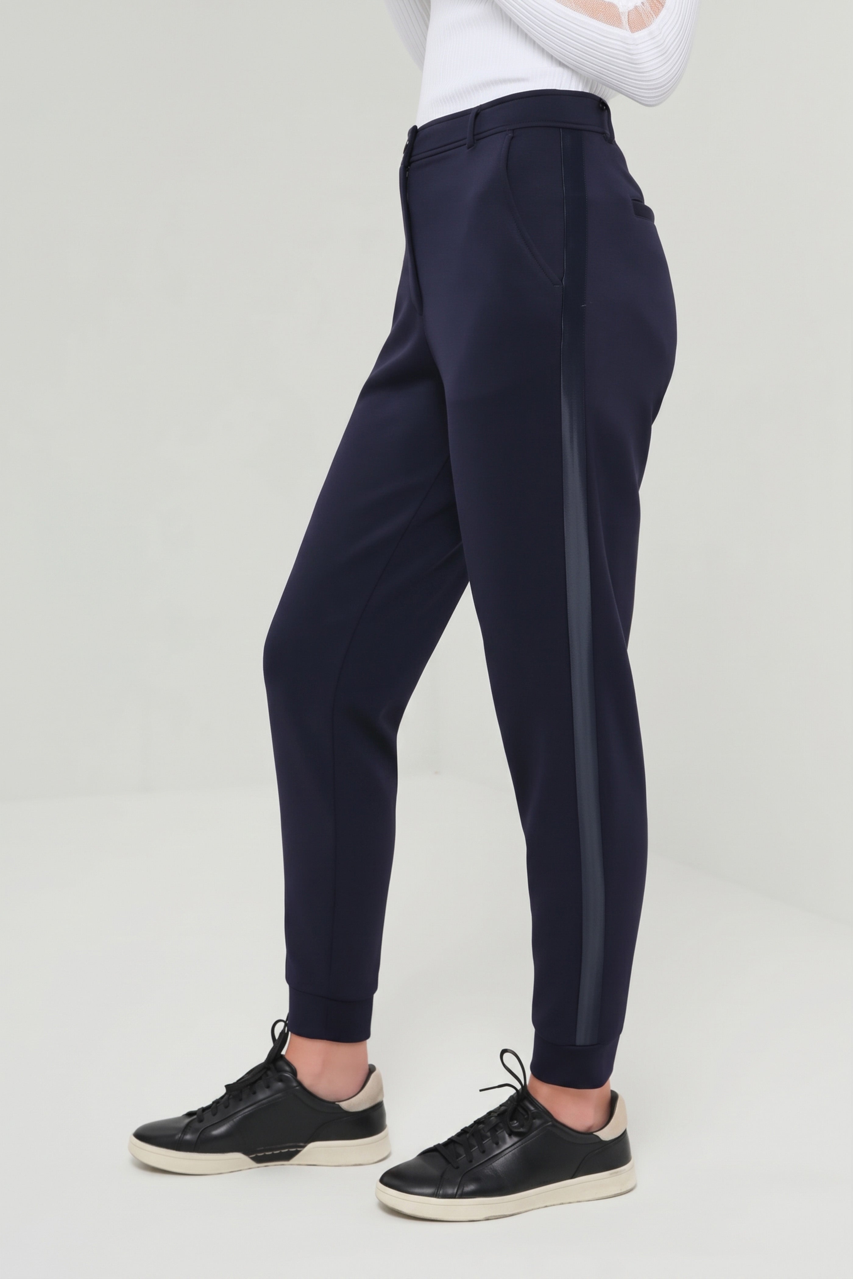 Juniper Scuba Jogger w/ Sateen Stripe