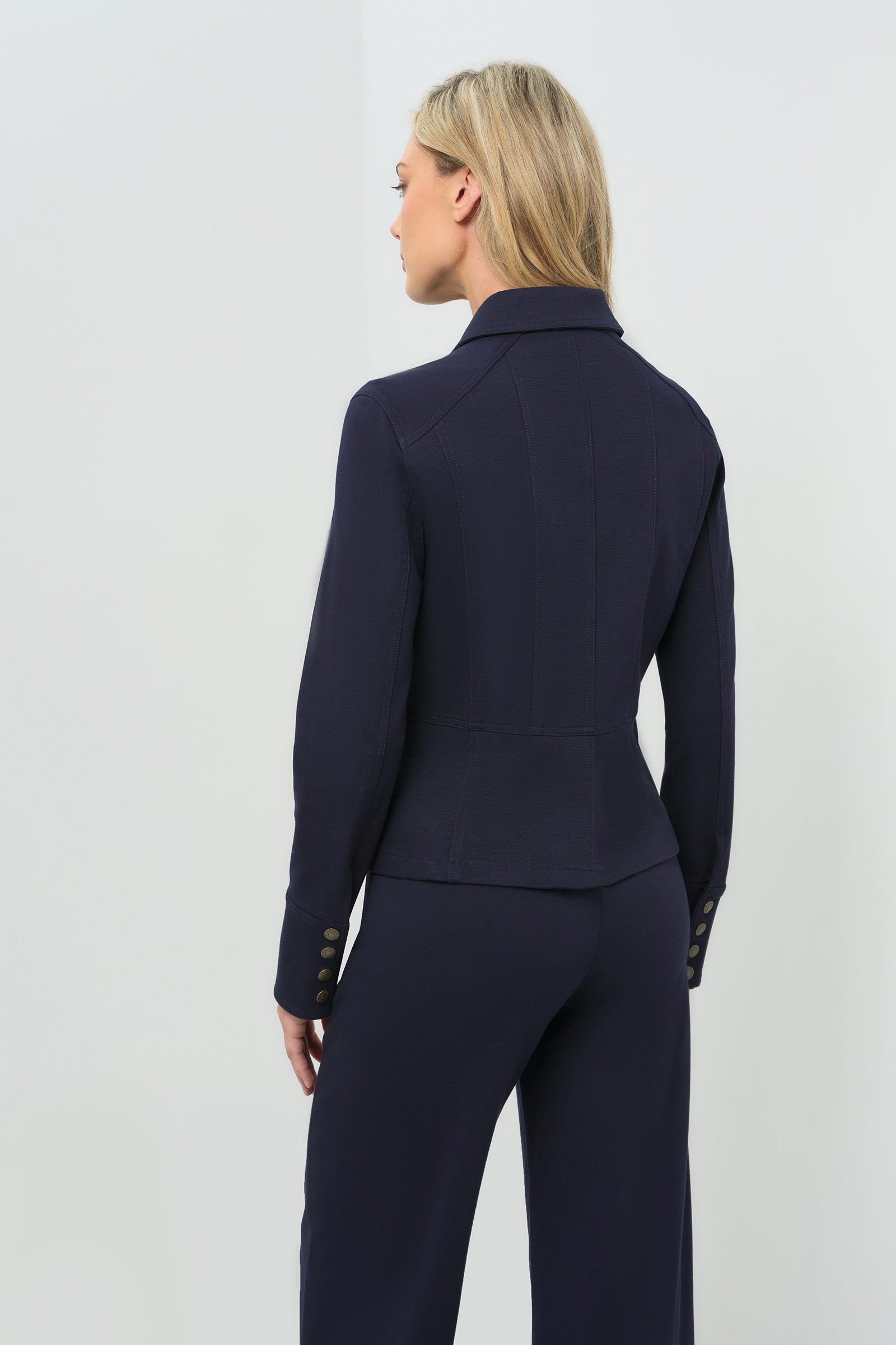 Chaqueta corta entallada Caprice Ponte