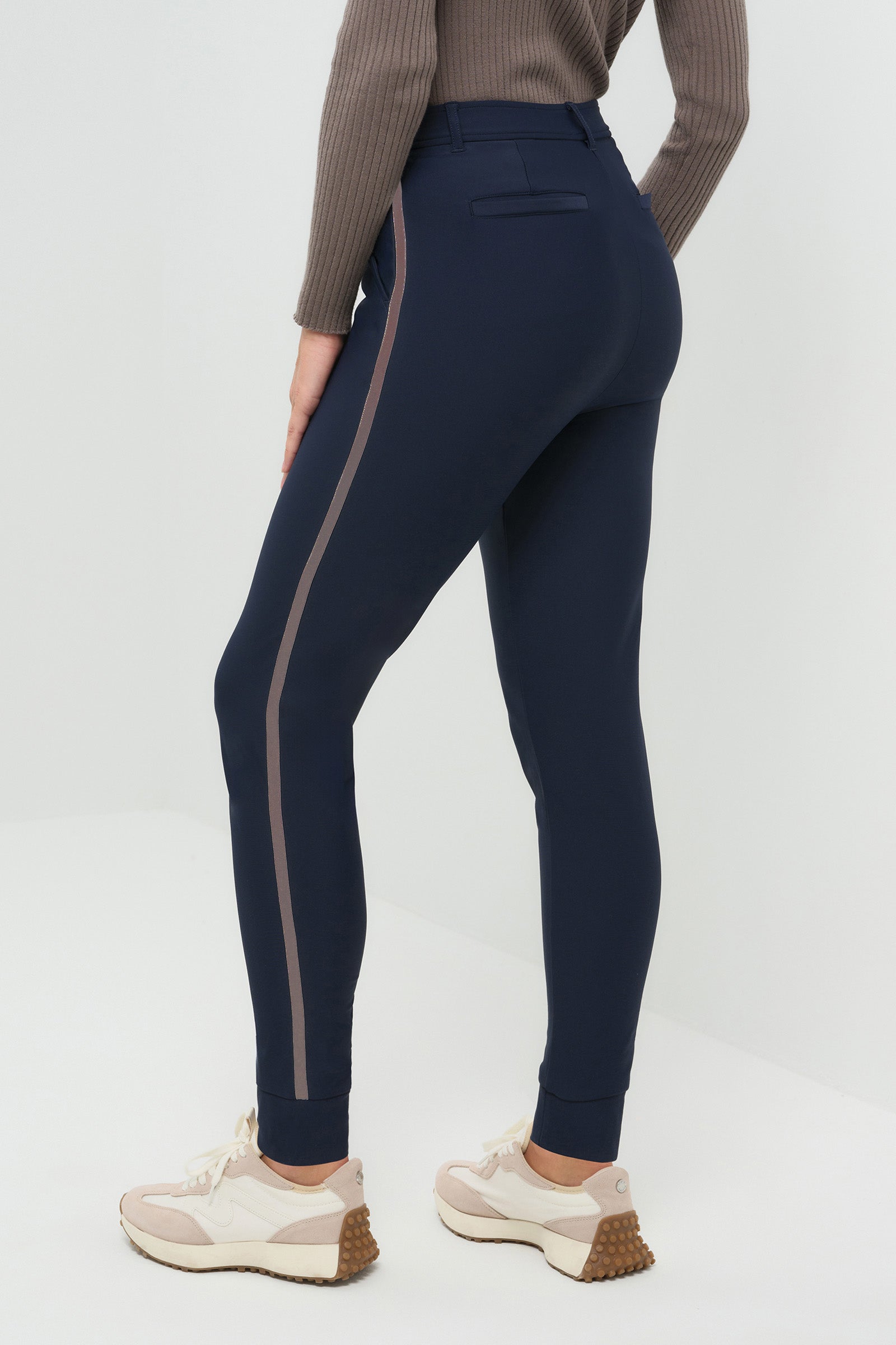 Cozy Juniper Fleece Lined Jogger Pant