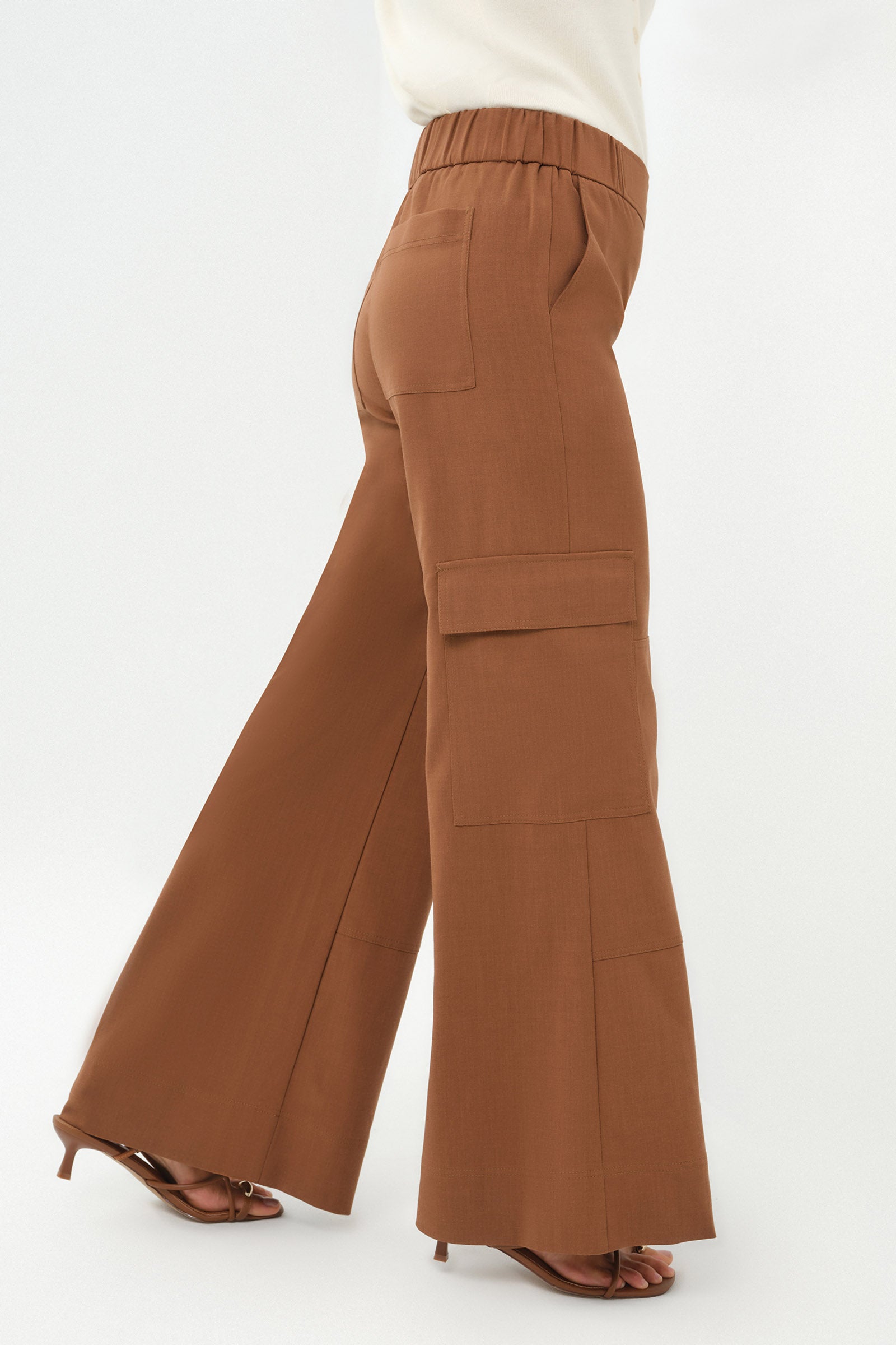 Pantalon cargo large à enfiler en tissu à chevrons