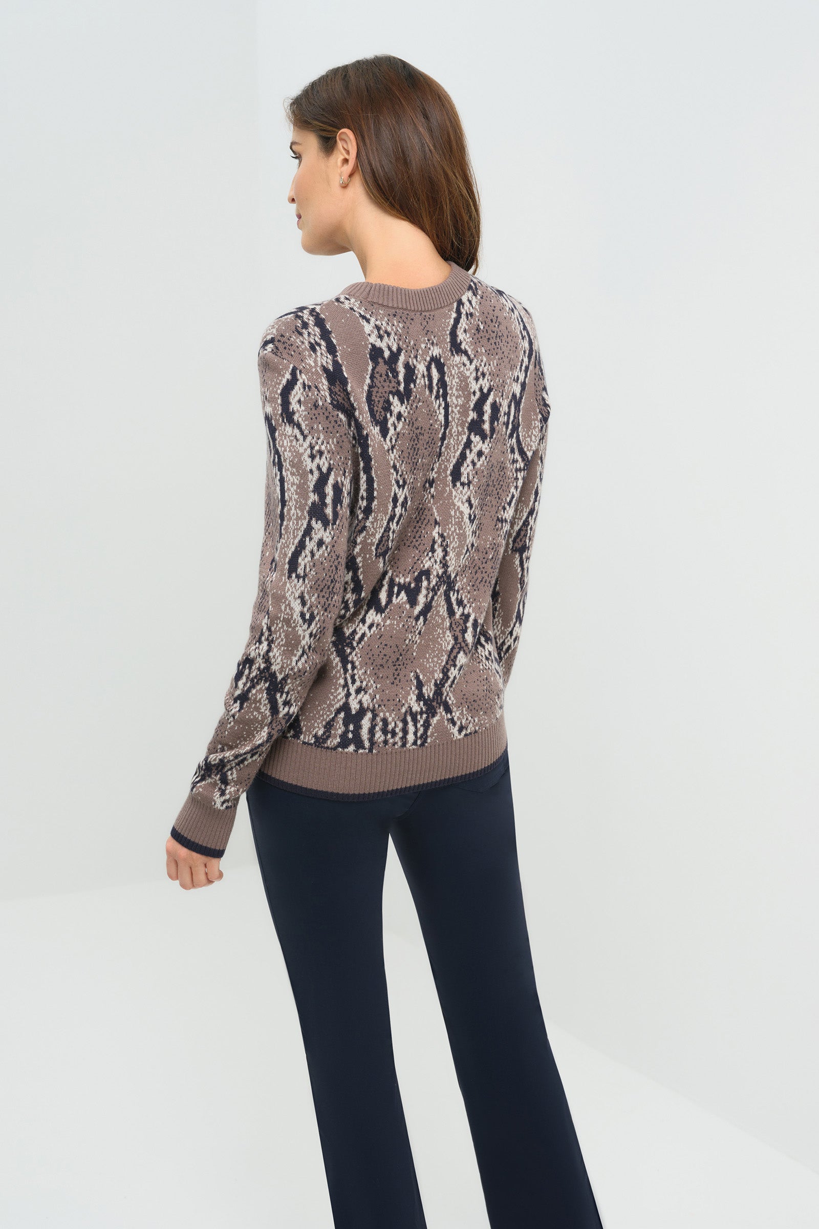 Suéter de cuello alto extraíble con estampado de arquero