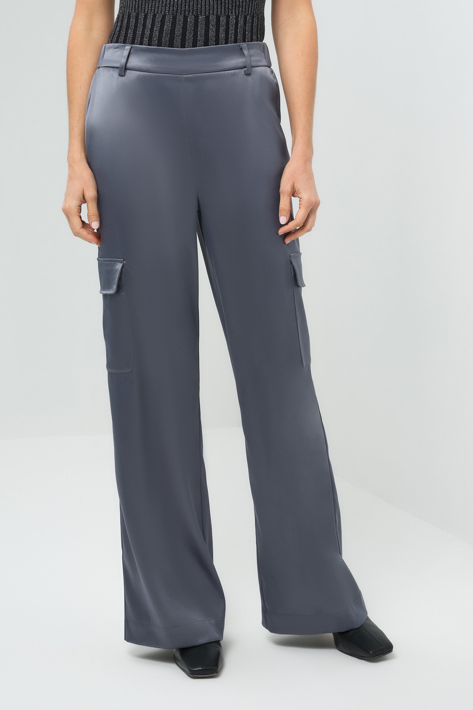 Pantalón cargo ancho de satén Candela