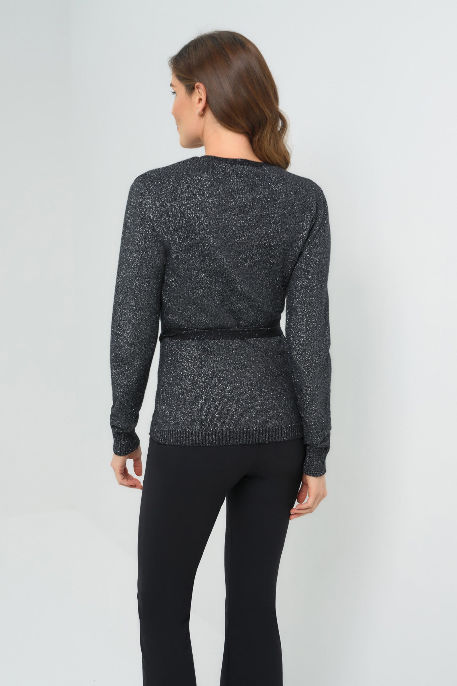Pull cache-cœur Christa à nouer à la taille
