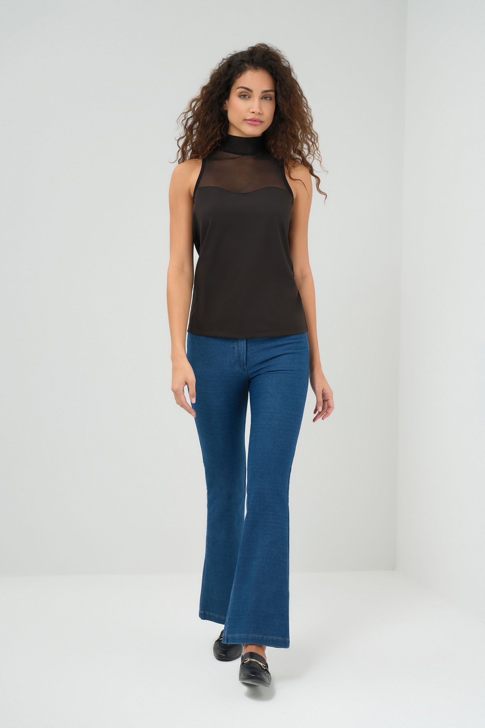 Top de cuello alto de malla sin mangas Ellen