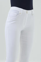 White ||