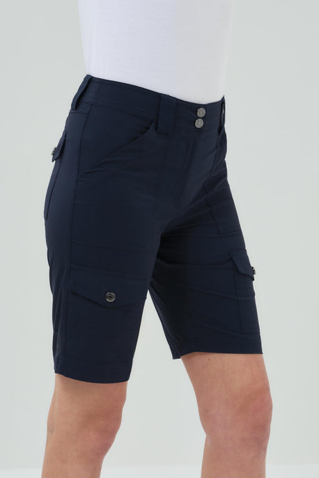 Navy ||