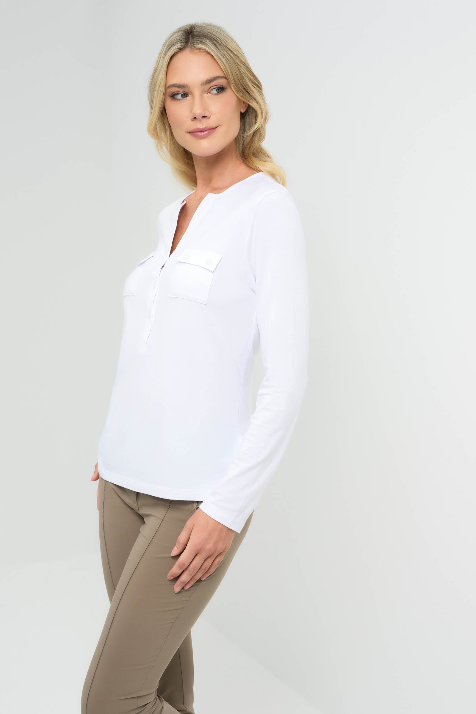Camiseta Henley enrollable Calista