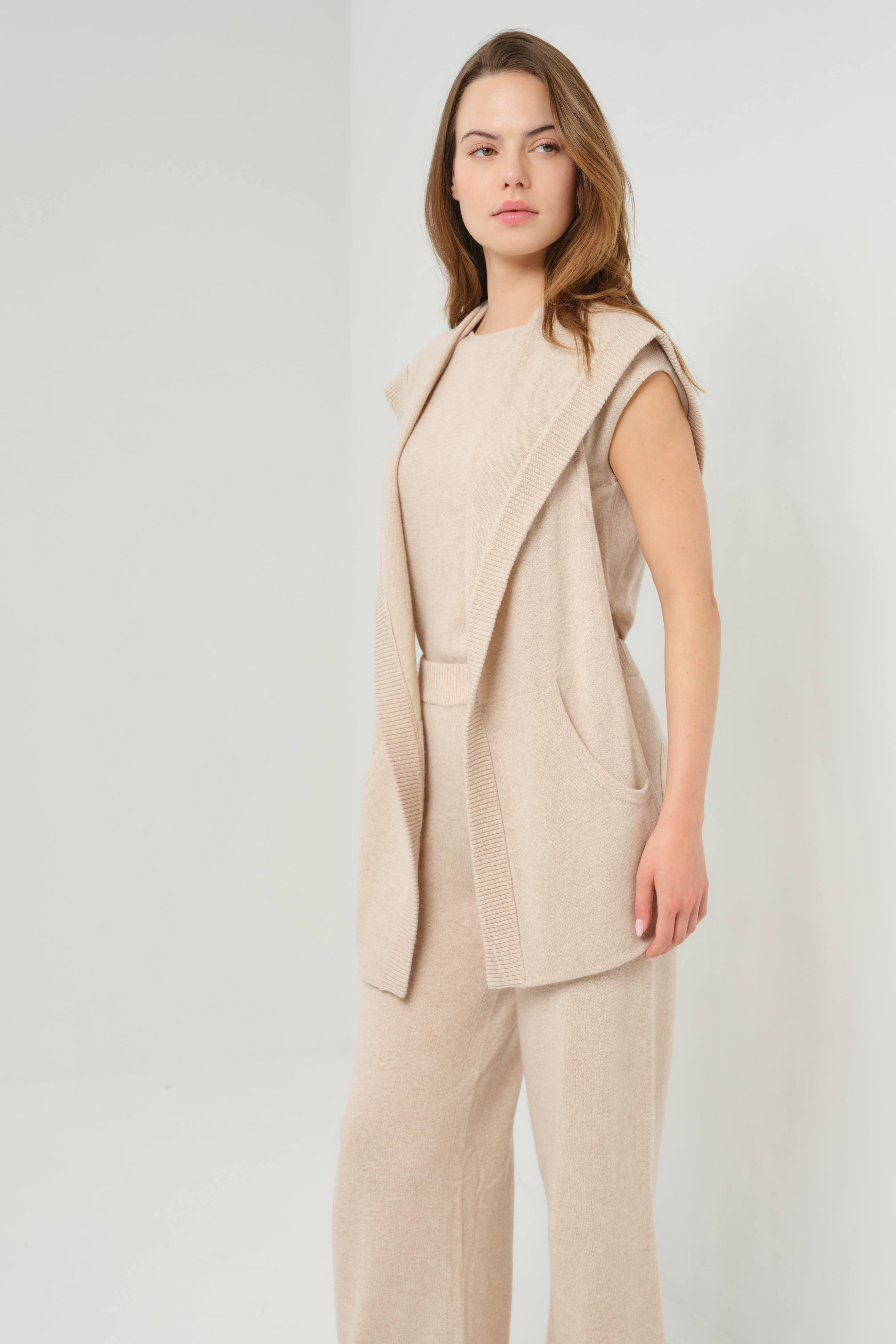 Traveler Cashmere Hooded Scarf