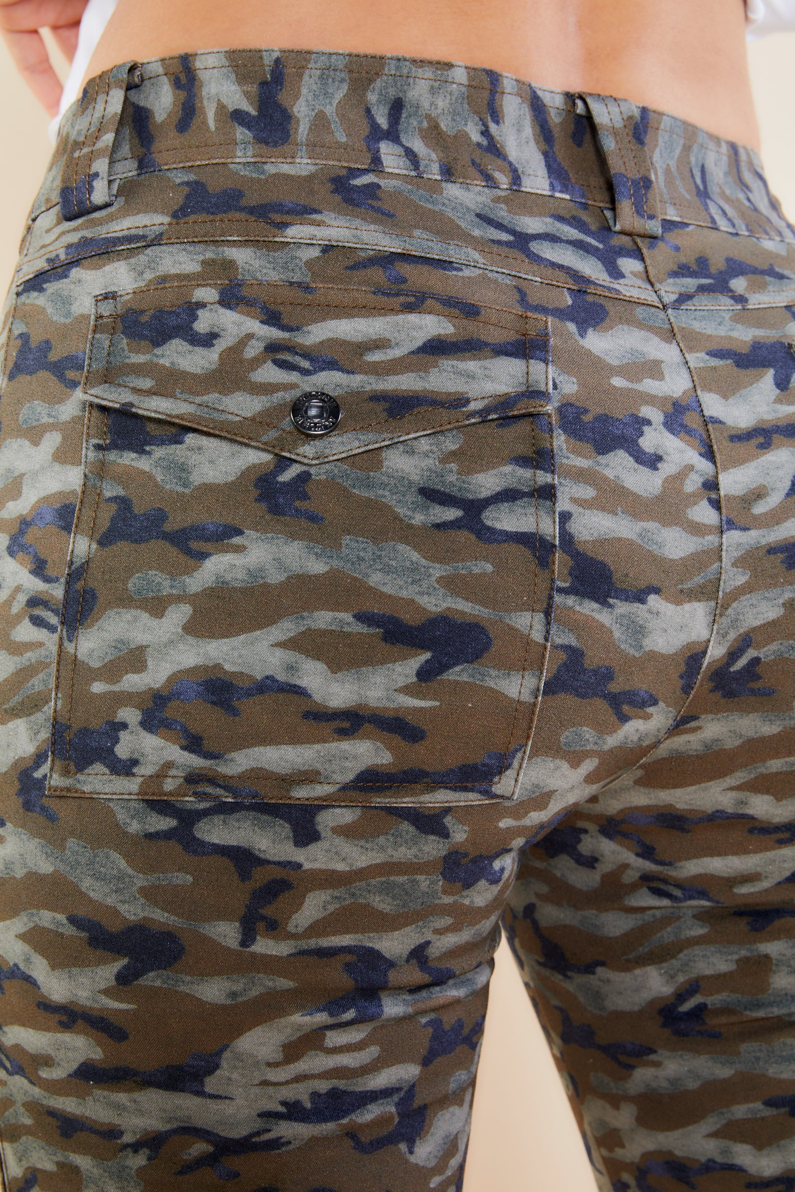 W Concept Stigma 23 Camouflage Cargo Pants