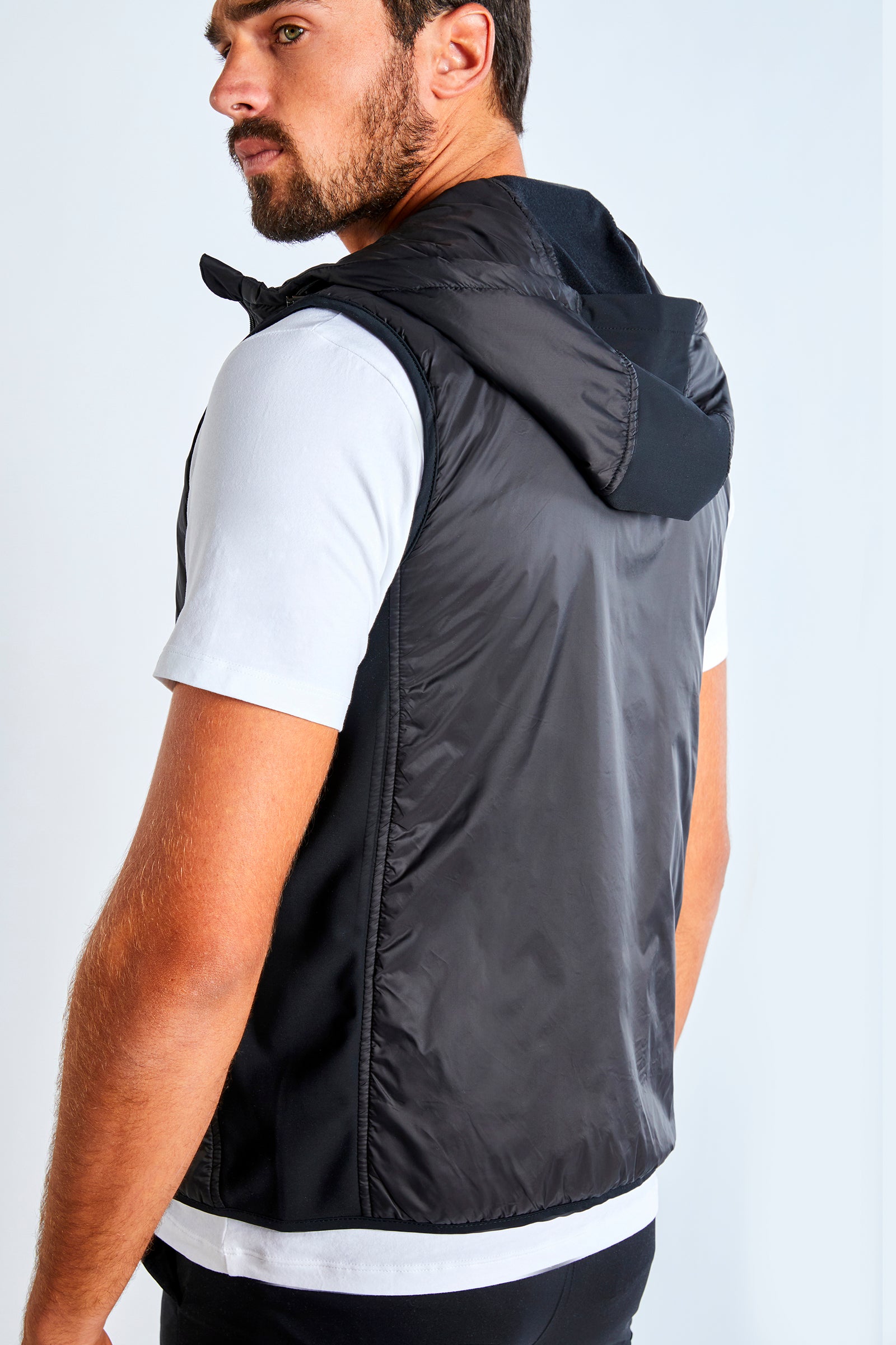 メンズウェア V12 HIDE HOOD VEST メンズウェア V12 HIDE HOOD VEST V12 HIDE HOOD VEST